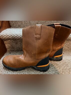 Danner Brown Leather Pull-On Work Boots with Black Heel and Orange Strip